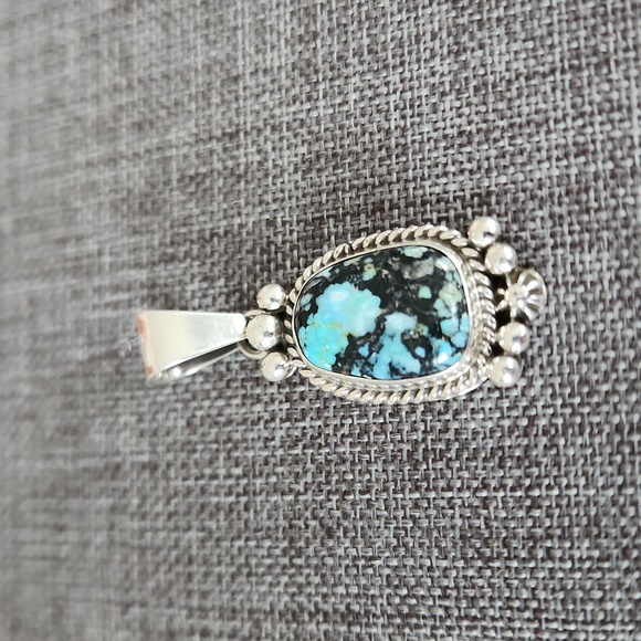 Stunning NWOT Native American Navajo Turquoise & Sterling Handmade Pendant 🩵🎁 - Picture 5 of 12